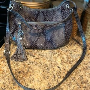 Michael Kors Snakeskin Gray Crossbody💚